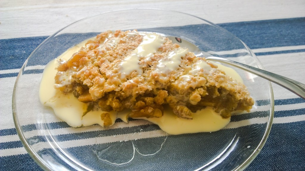 Päärynä-omenapaistos