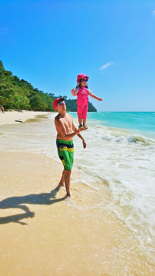 Paratiisiranta ja snorklausta Koh&nbsp;Rokilla