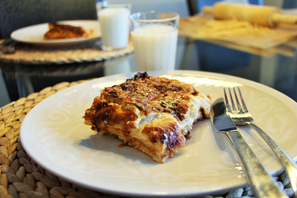 Lasagne itsetehdyistä pastalevyistä